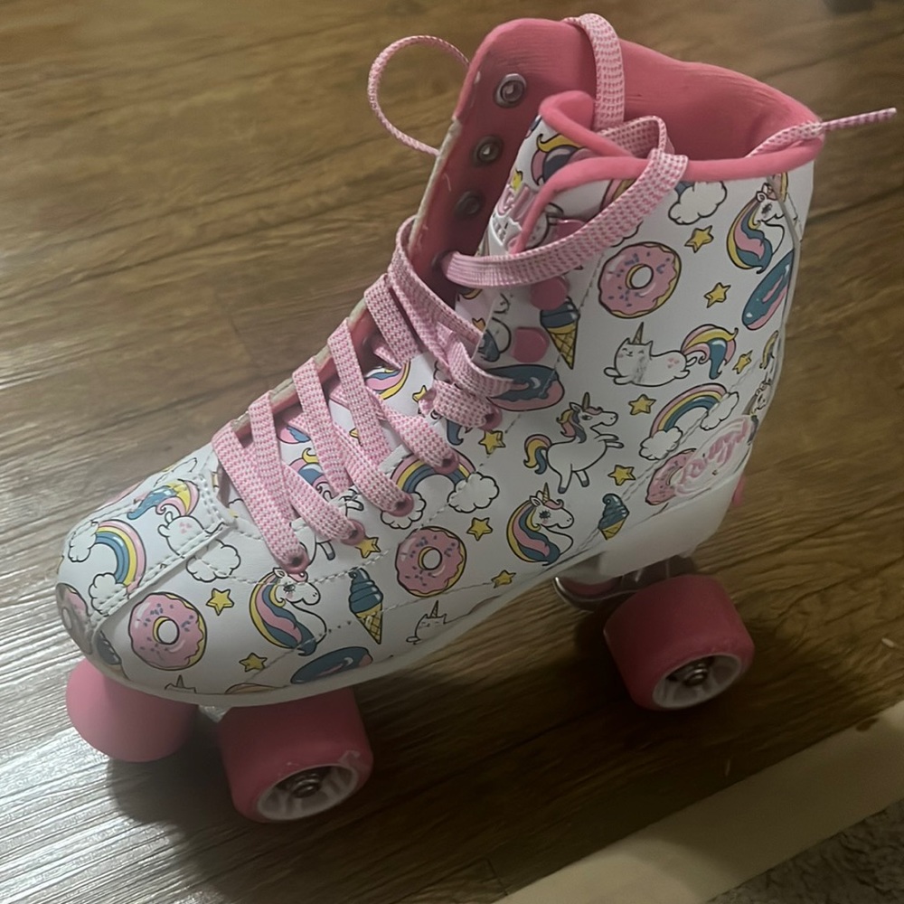 Unicorn skates adjustable